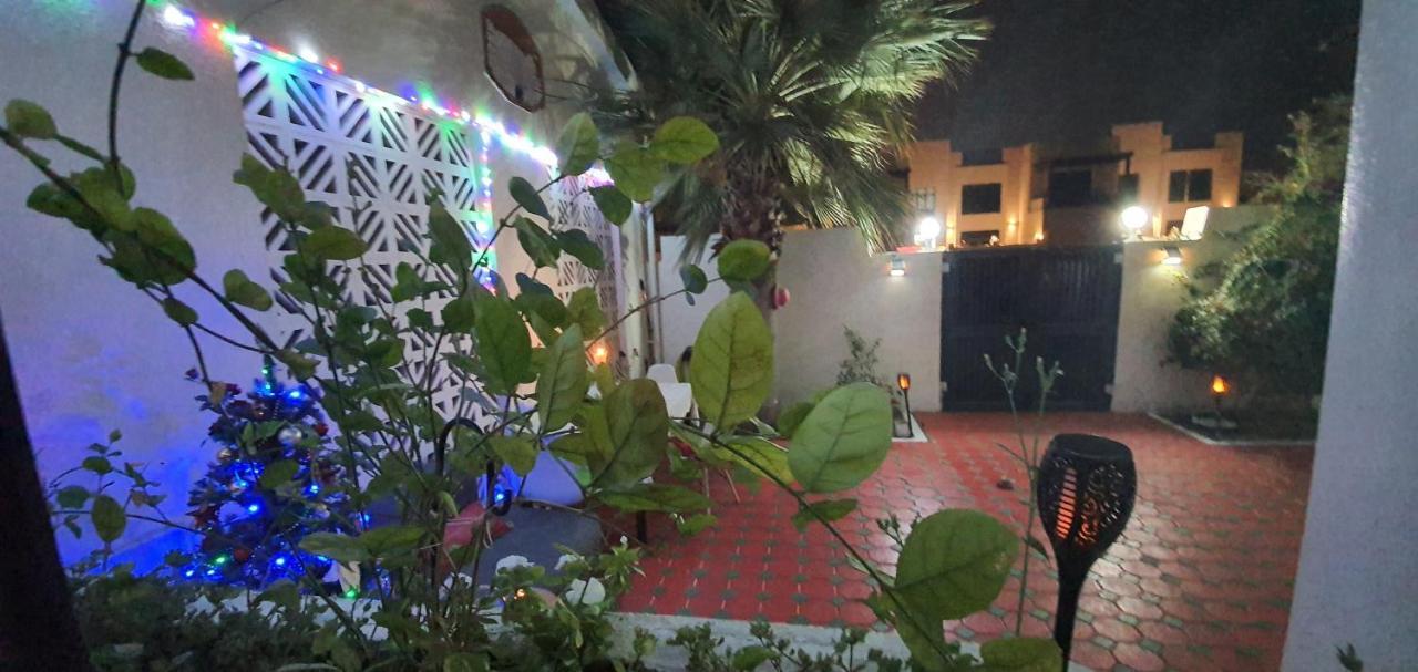 Jumeirah Beach Villa Dubai Exterior foto