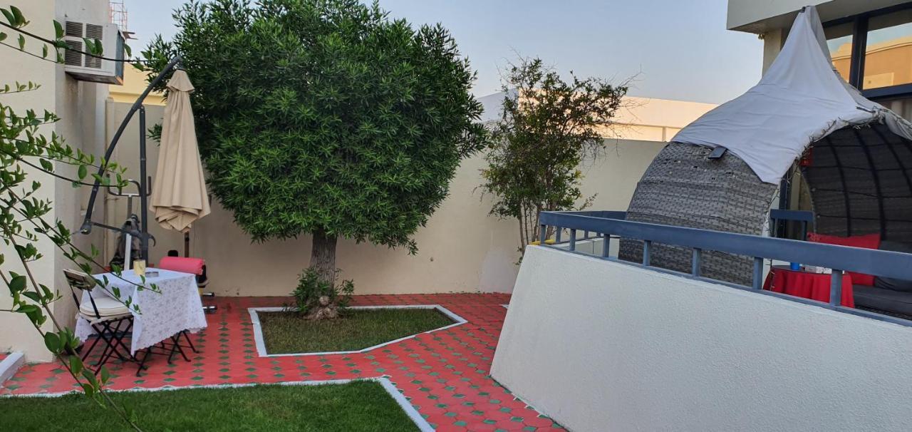 Jumeirah Beach Villa Dubai Exterior foto